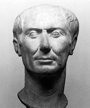 Julius Caesar, ca. 44 BCE (Tusculum) Musei Reali  Torino, s.n. - Museo di Antichità 
